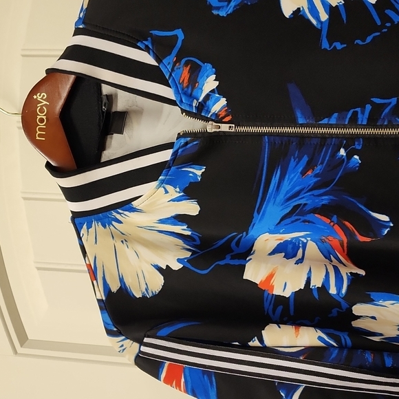 Ashley sport size 26 blue black floral varsity jacket size 26 - Picture 4 of 7